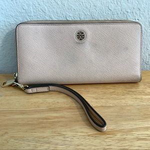 Tory Burch Wristlet Wallet Dusty Pink